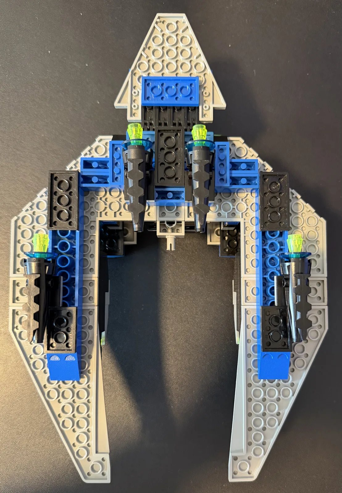 LEGO 1789 Star Hawk II — underside with thrusters