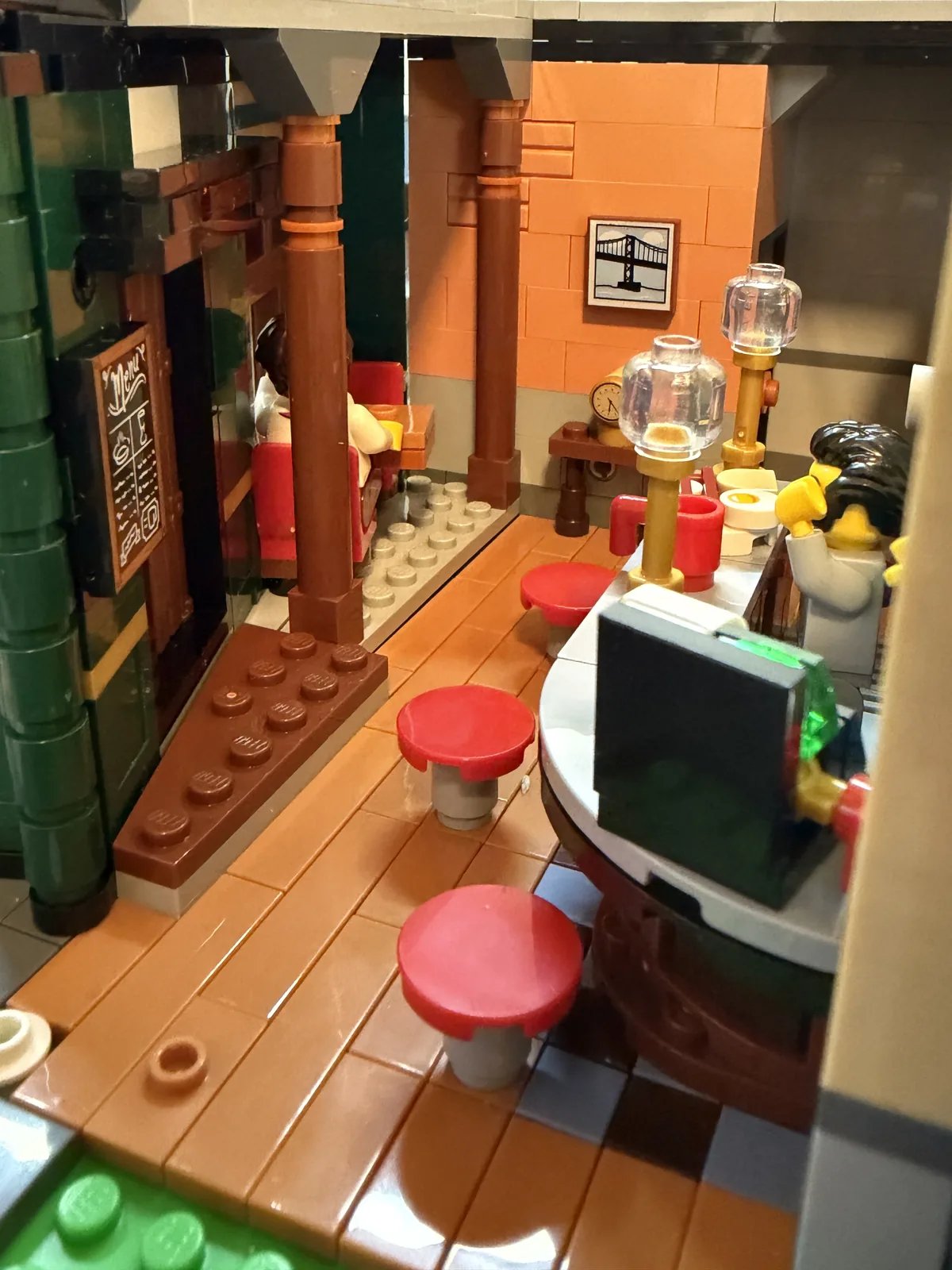 LEGO 10350 Tudor Corner — the Old Guarded Inn pub