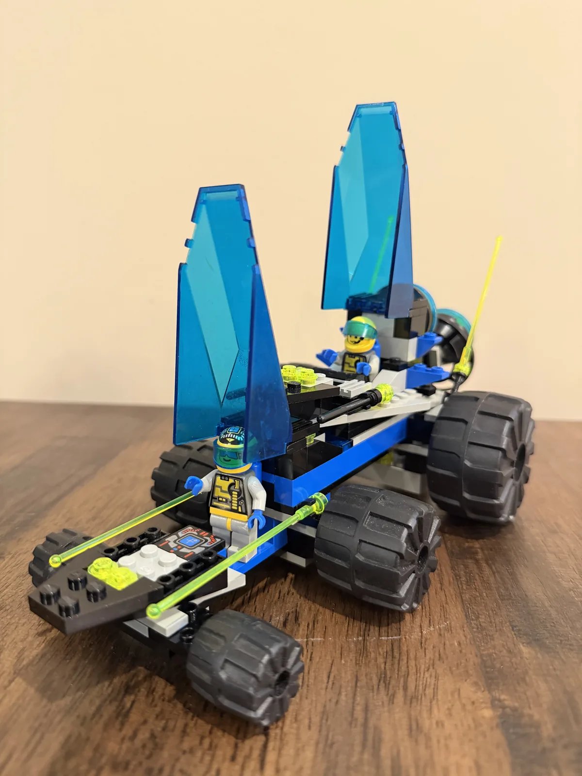 LEGO 1787 Crater Cruiser — completed carrier and starship