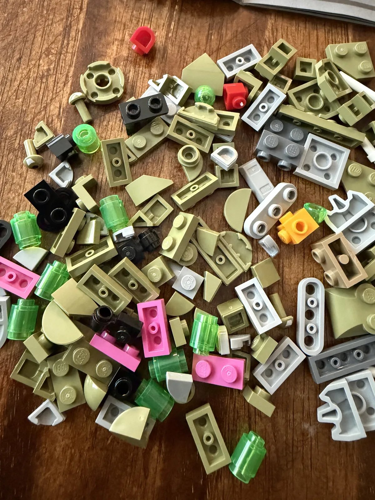 LEGO 75438 Star Wars Yoda Bust — bag opened, sorting the olive green and tan colors
