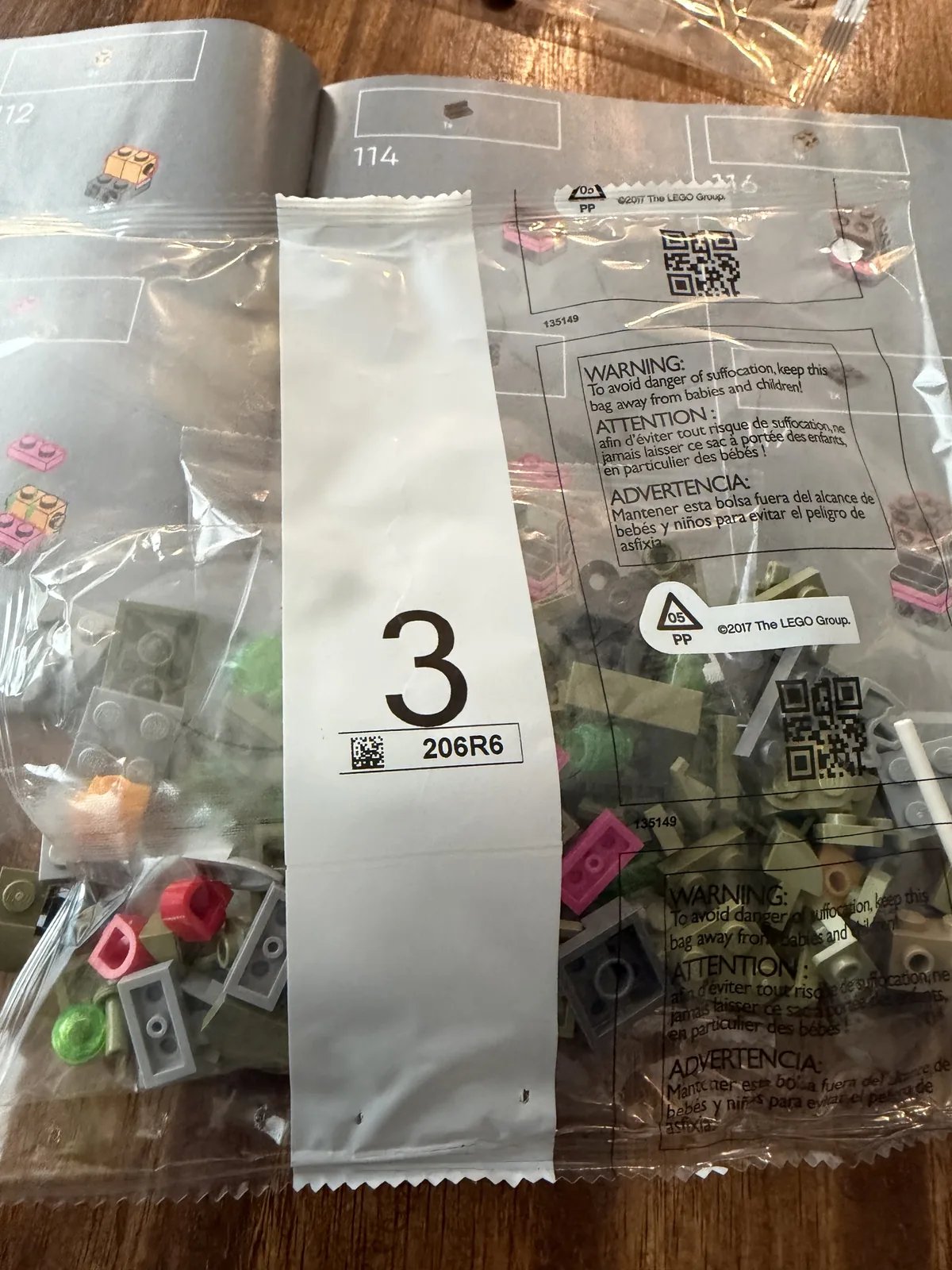 LEGO 75438 Star Wars Yoda Bust — a numbered parts bag