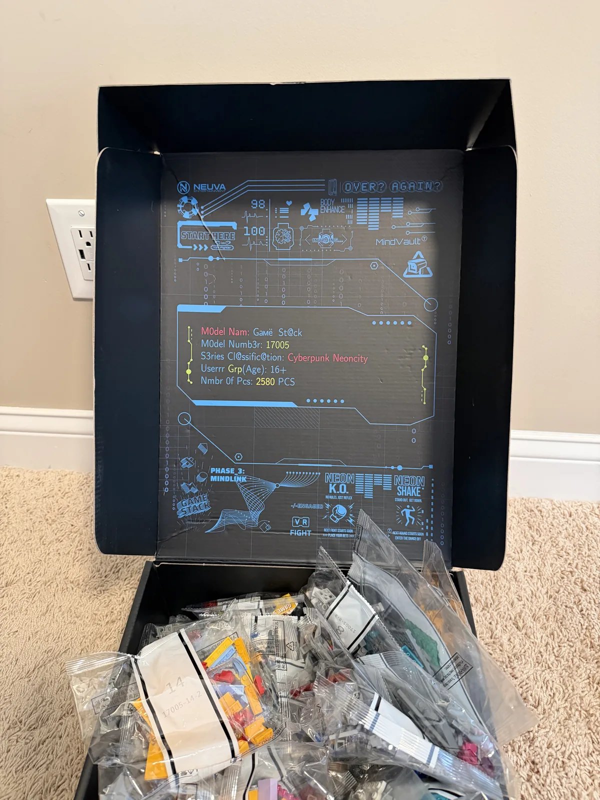 Lumibricks Cyberpunk Game Stack — box back