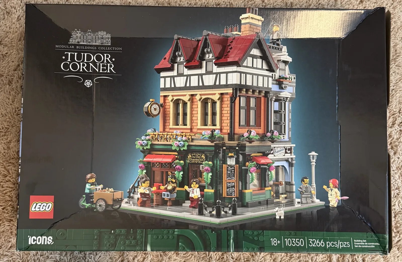 LEGO 10350 Tudor Corner — retail box