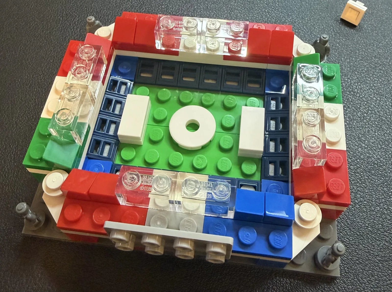 LEGO Insiders Sports Stadium 6646283 — build in progress, roof and supports