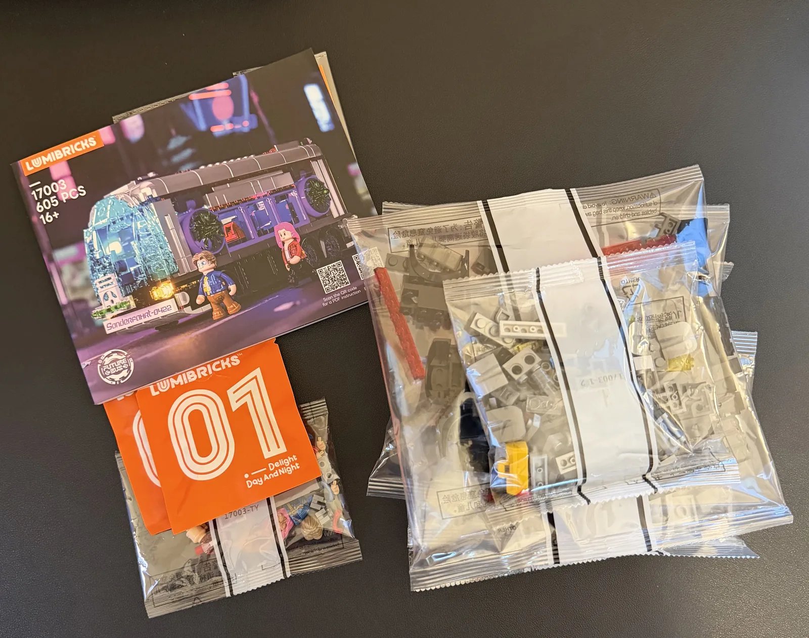 Lumibricks 17003 Future Bus — instruction booklet
