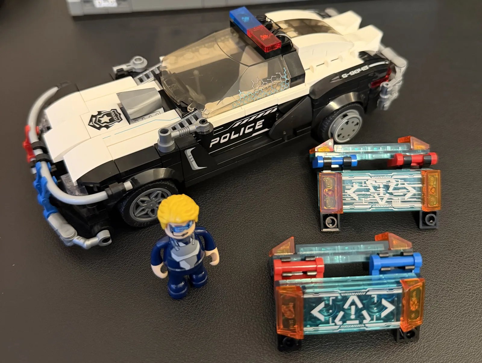 Lumibricks F9043 Police Patrol Car — finished light-up cyberpunk model