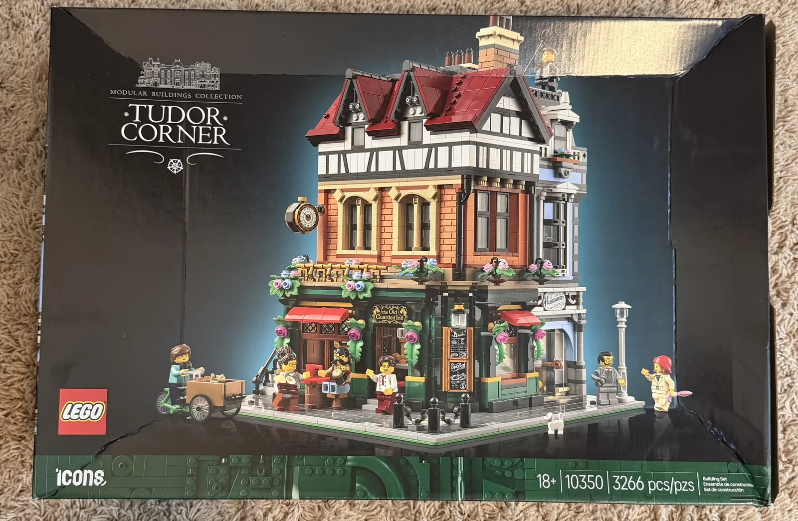 LEGO 10350 Tudor Corner — retail box